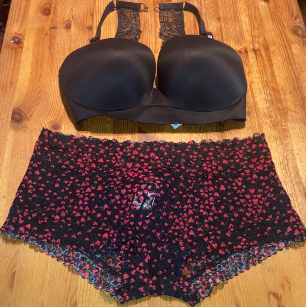 VS Lingerie Set